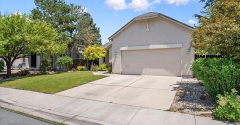 5710 Sonora Pass Drive, Sparks, NV 89436 Photo