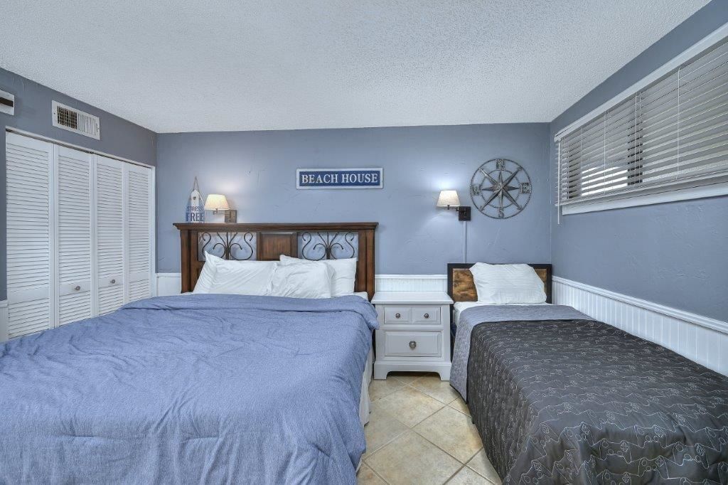 2310 N Ocean Blvd.  Photo 20