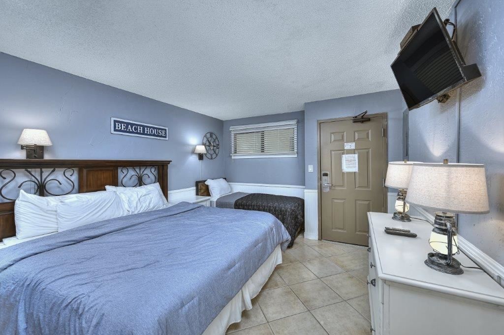 2310 N Ocean Blvd.  Photo 21