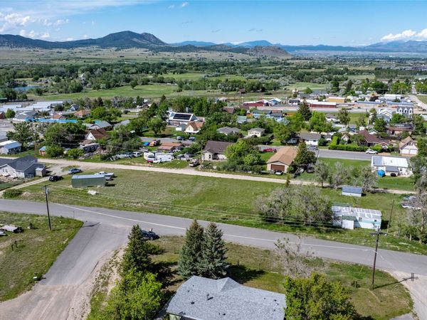 000 Knight Street , Helena, MT 59601