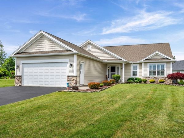 75 Kittling Ridge Lane , Rochester, NY 14612