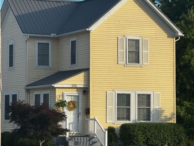 315 E State Street, Newcomerstown, OH 43832 Photo 1