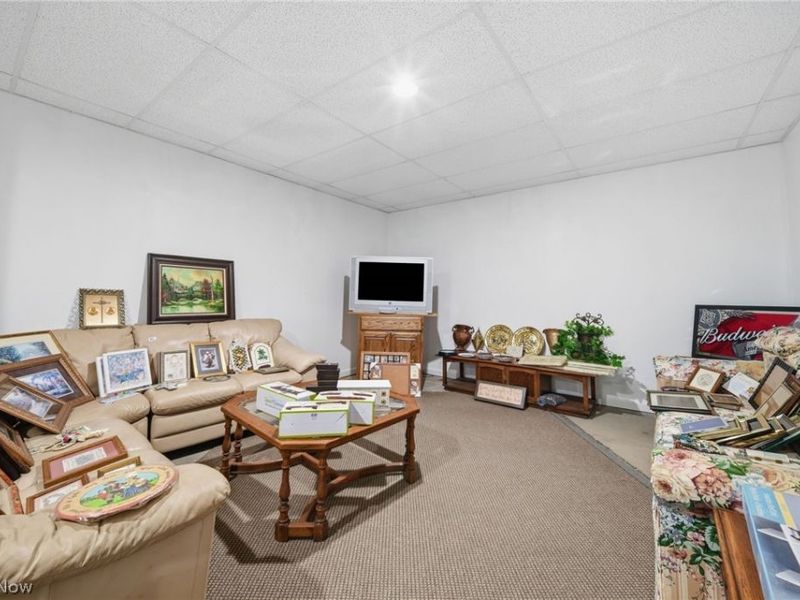 12065 Pheasant Court, Chardon, OH 44024 Photo 32