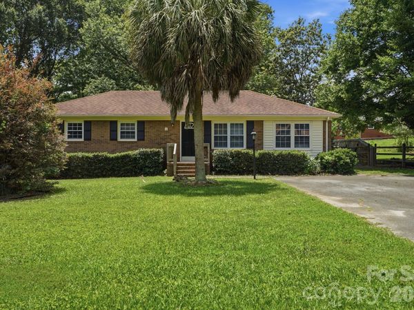 218 Drye Lane , Matthews, NC 28104