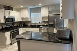 7918 Shadow Oak Drive photo 4
