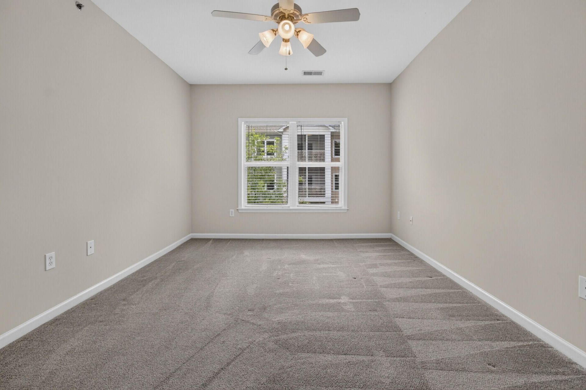 1755 Central Park Road Photo 15