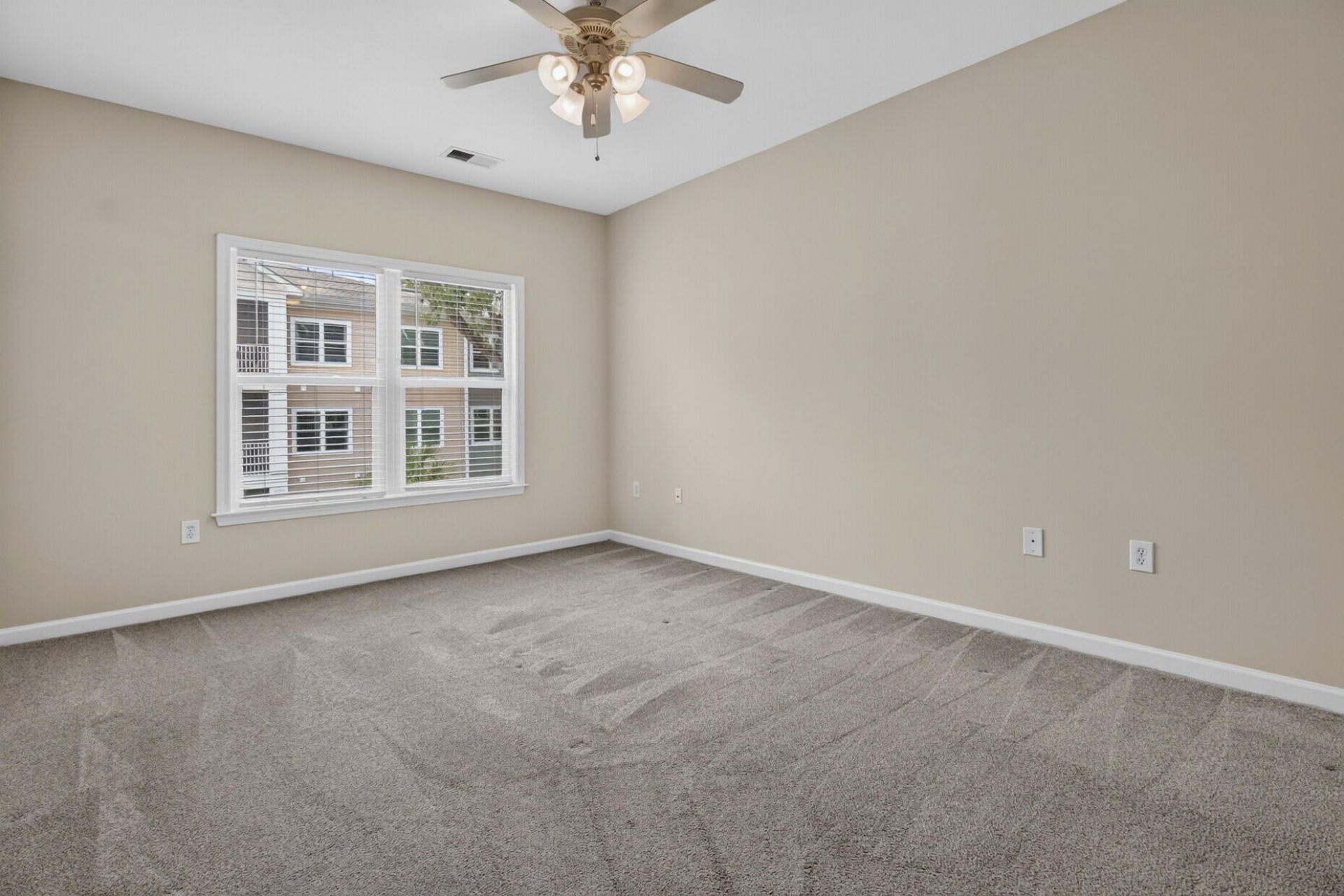 1755 Central Park Road Photo 17