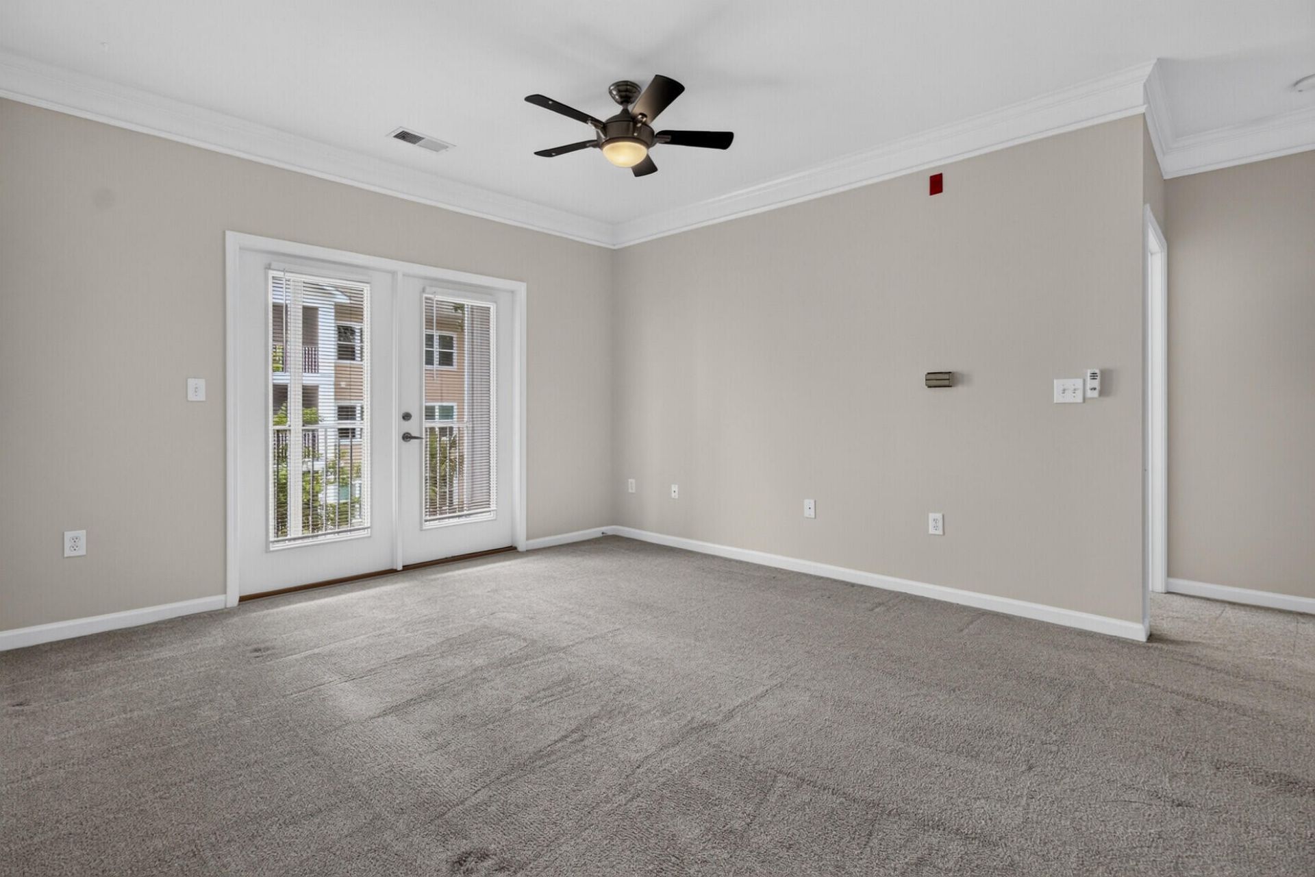 1755 Central Park Road Photo 8
