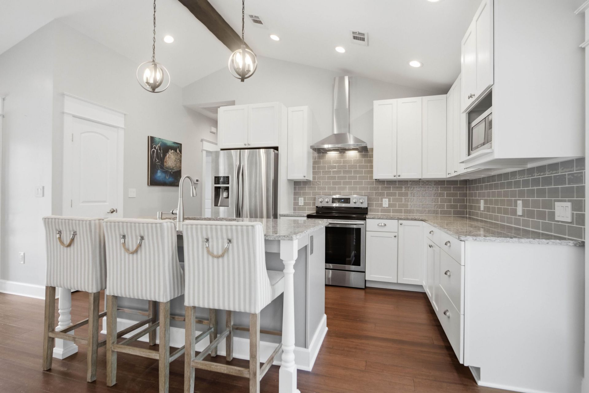 1084 Rosemead Road Photo 10