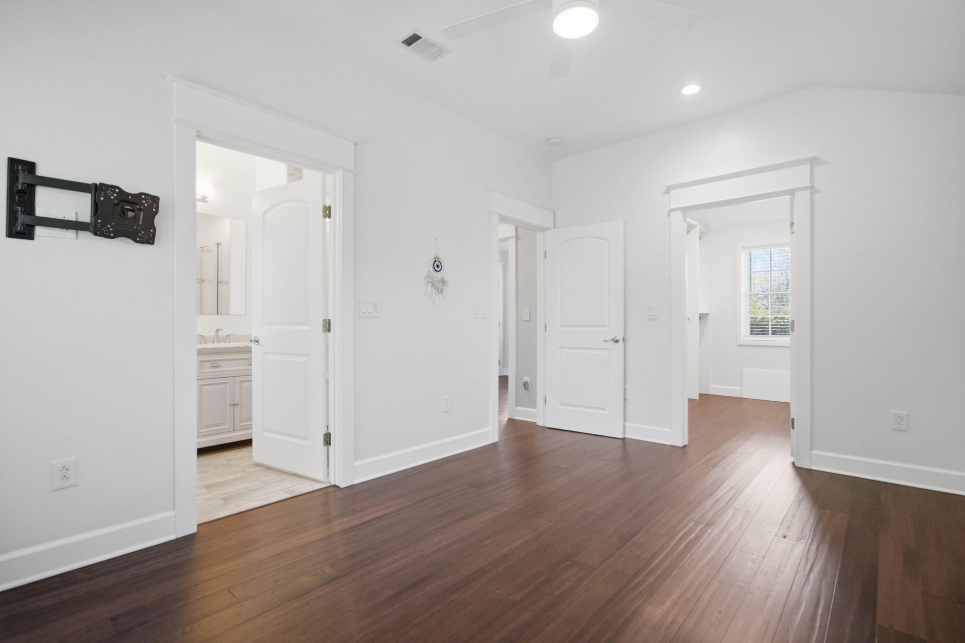 1084 Rosemead Road Photo 16