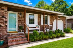 1084 Rosemead Road photo 4