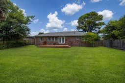 1084 Rosemead Road photo 4