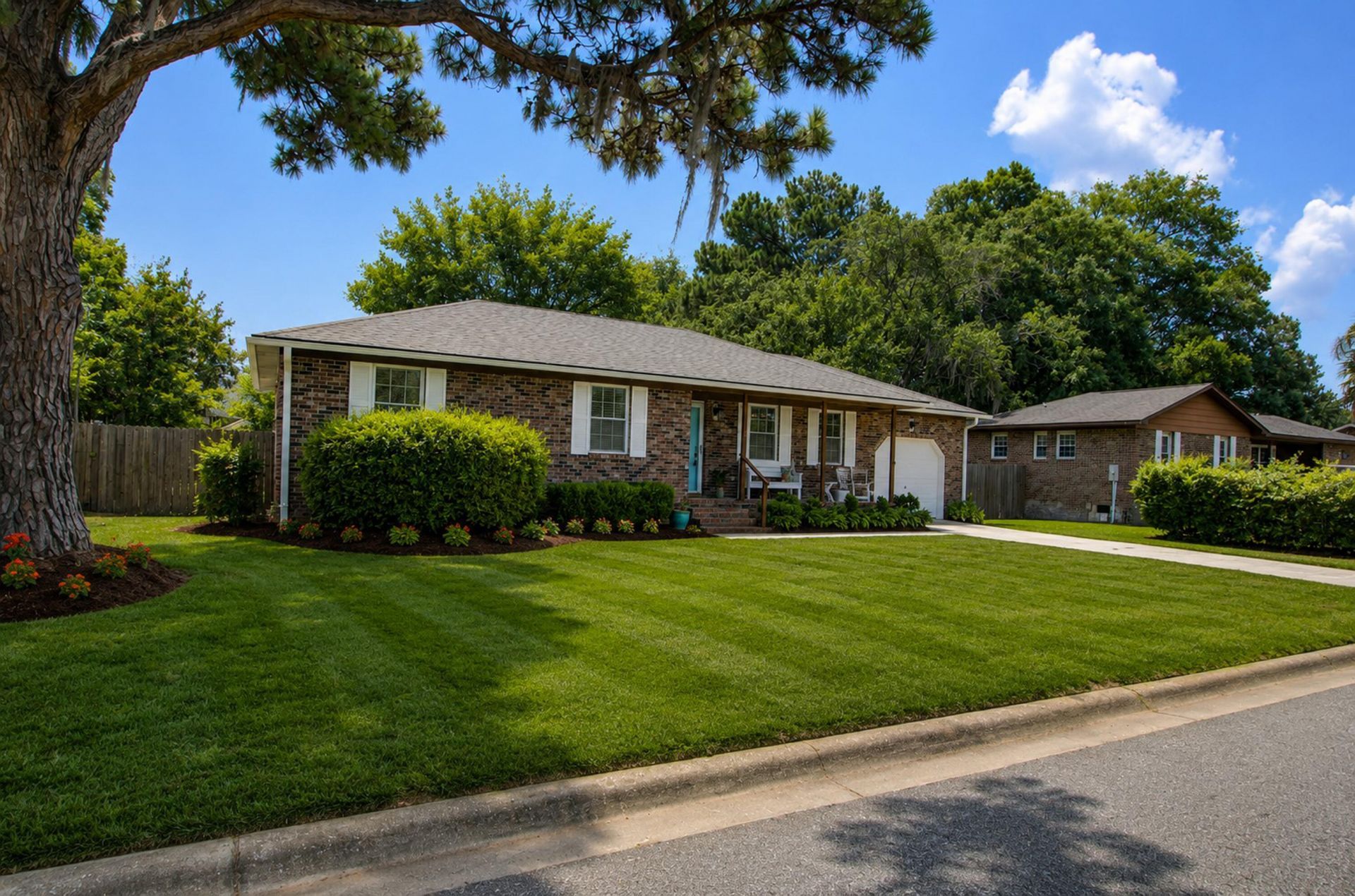 1084 Rosemead Road Photo 36