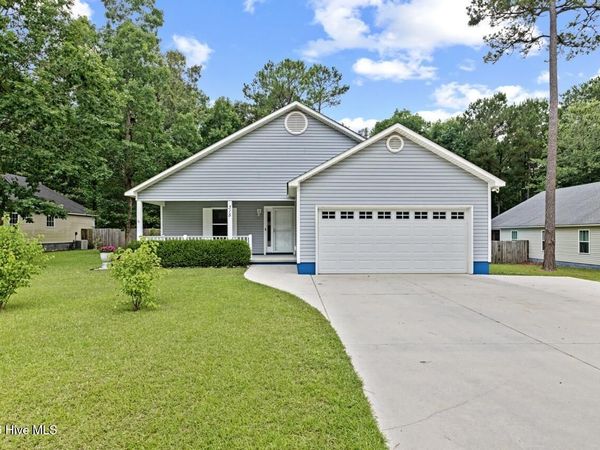 315 Sugarberry Court , Jacksonville, NC 28540