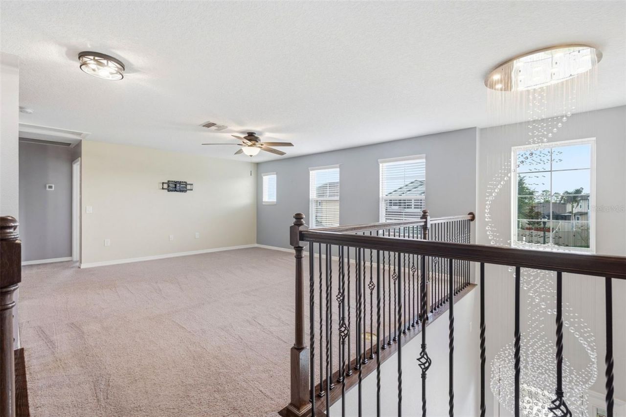 18682 Malinche Loop, Spring Hill, FL 34610 Photo
