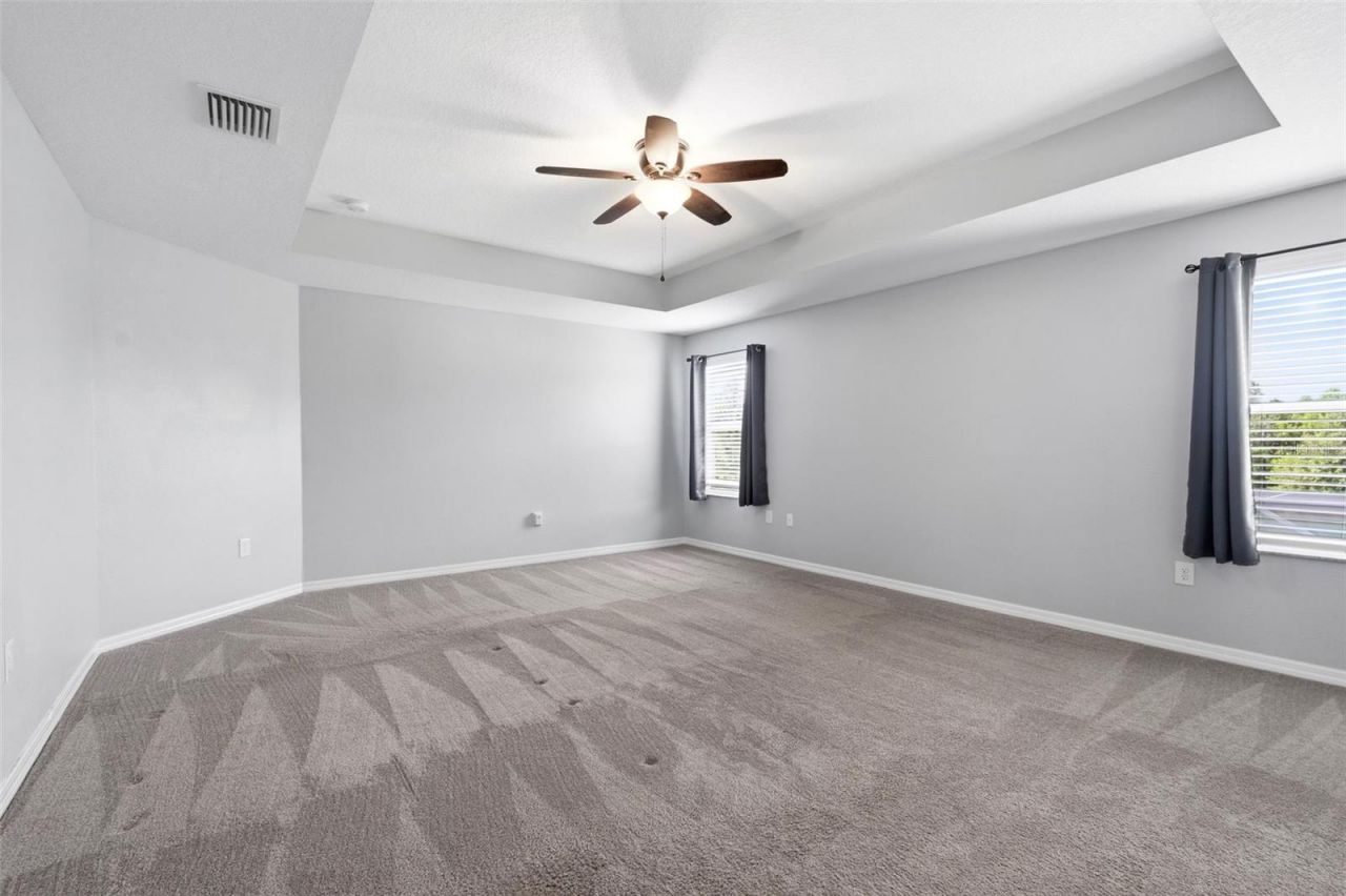 18682 Malinche Loop, Spring Hill, FL 34610 Photo
