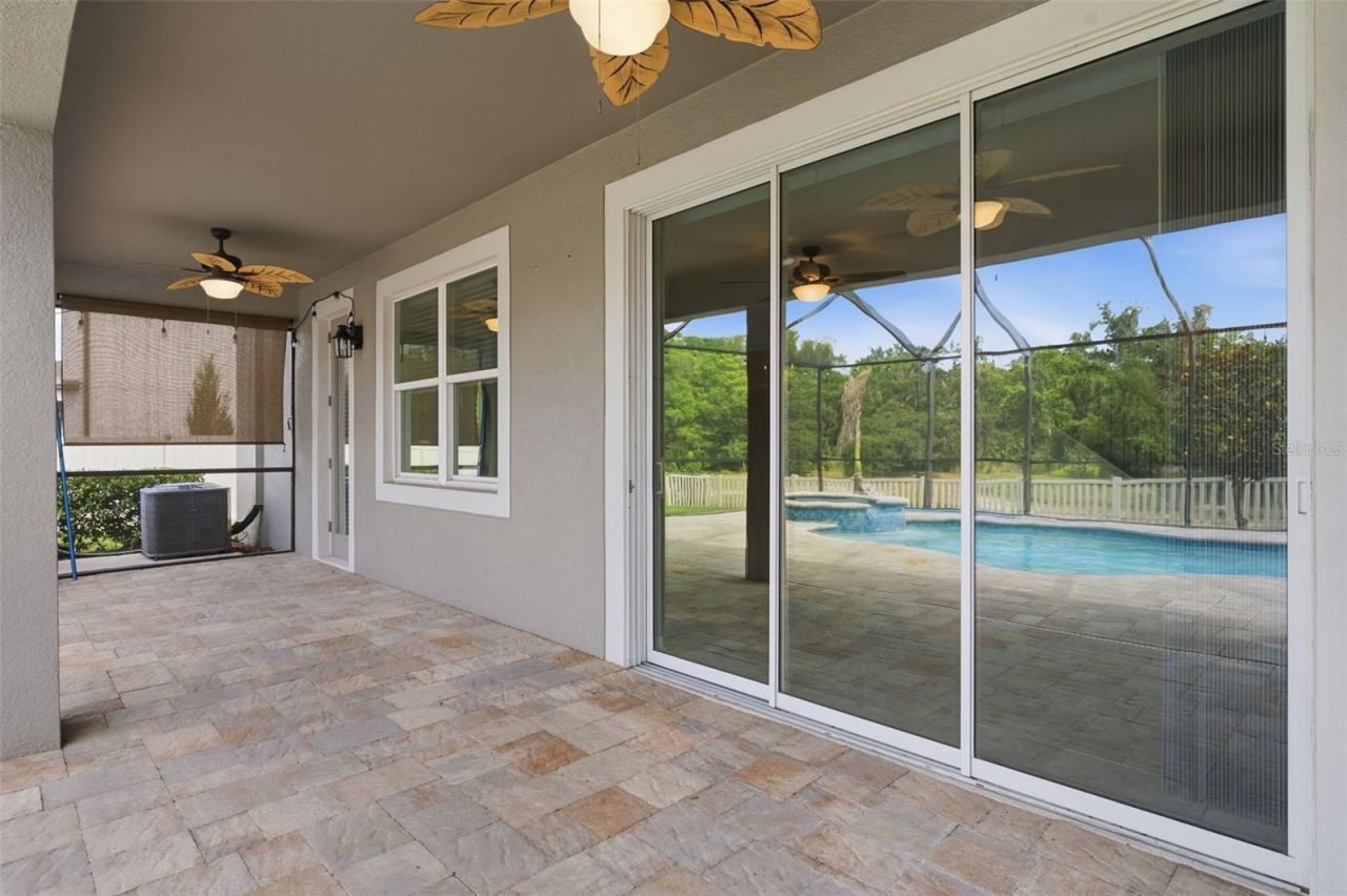 18682 Malinche Loop, Spring Hill, FL 34610 Photo