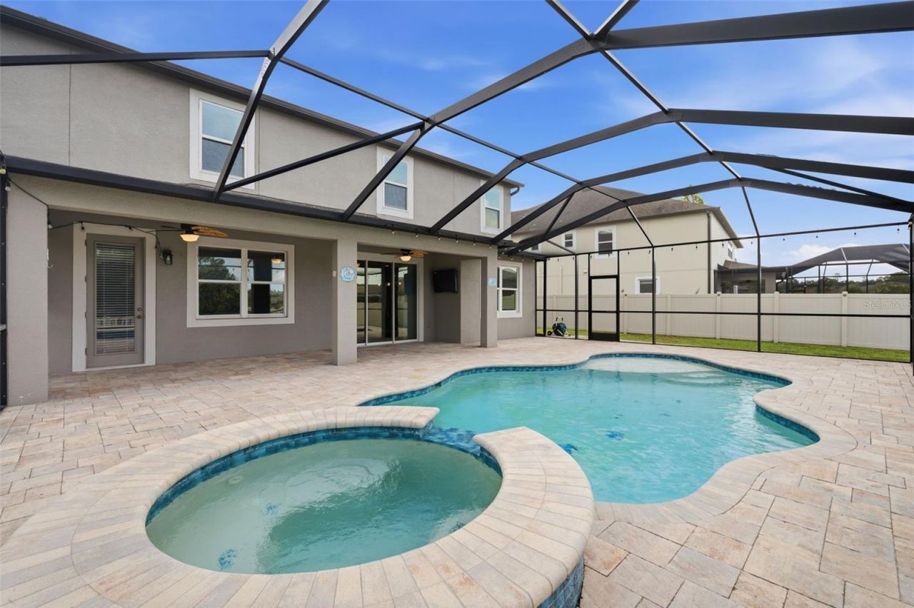 18682 Malinche Loop, Spring Hill, FL 34610 Photo