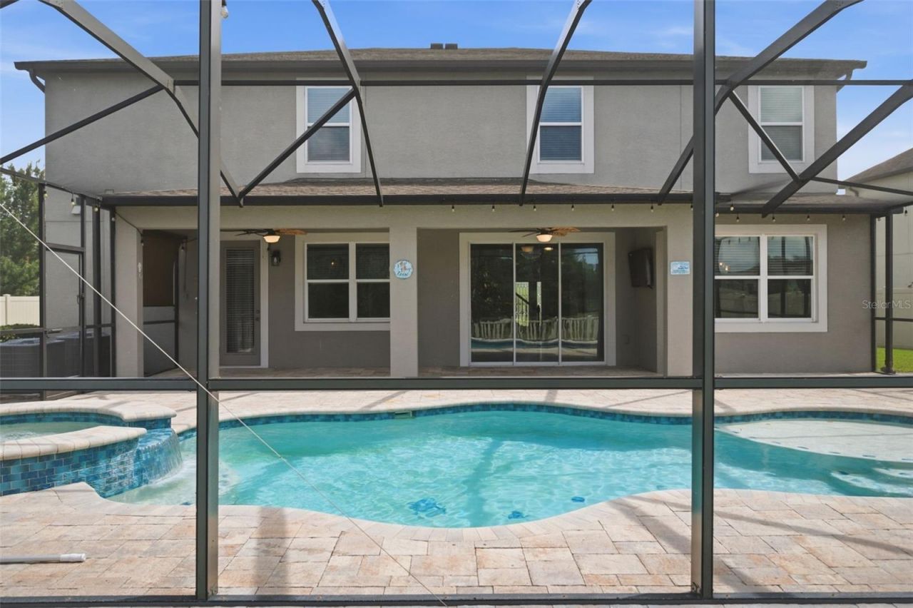 18682 Malinche Loop, Spring Hill, FL 34610 Photo