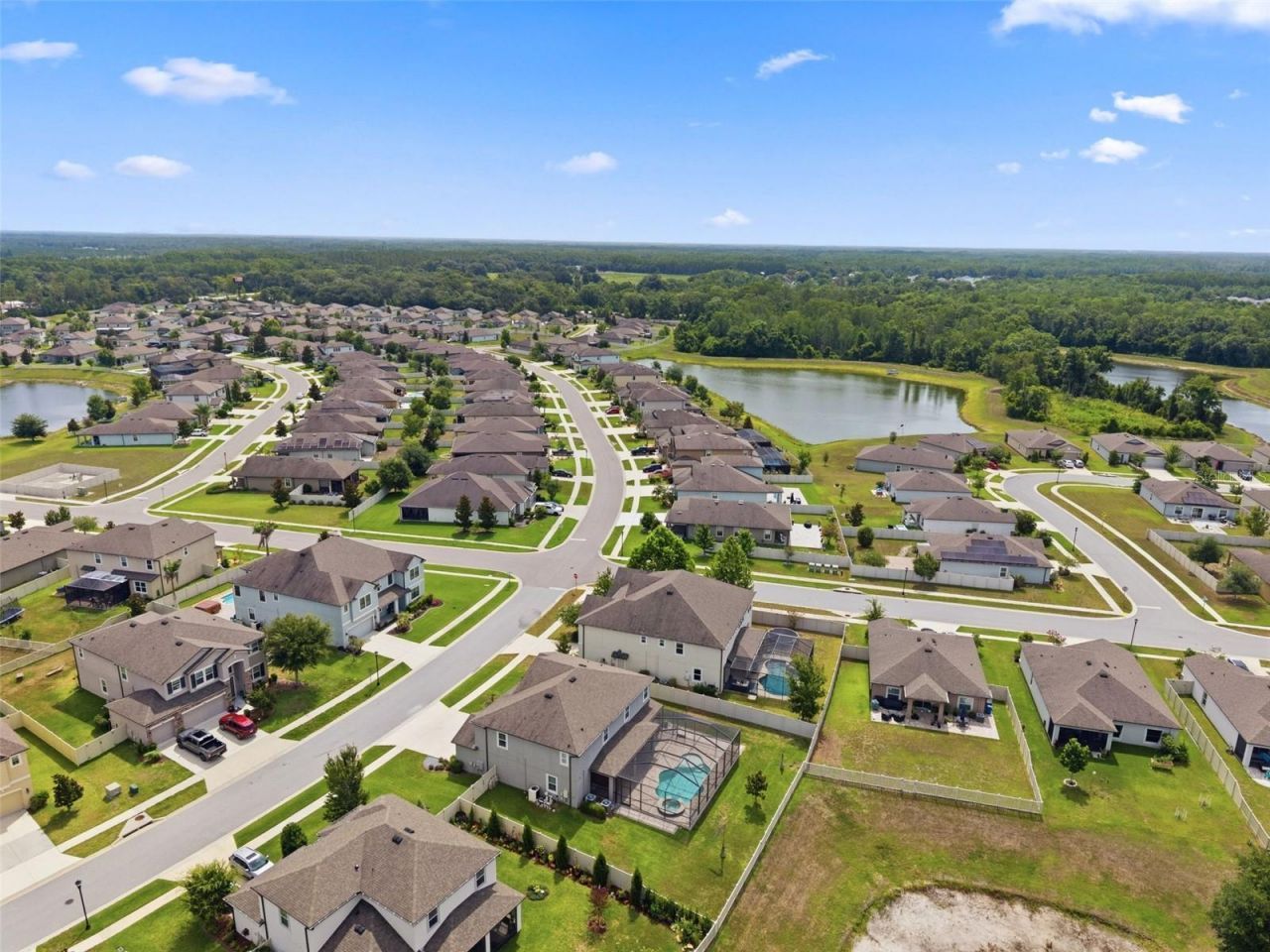 18682 Malinche Loop, Spring Hill, FL 34610 Photo