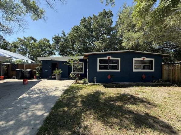 8507 LIBBY LANE , TAMPA, FL 33619