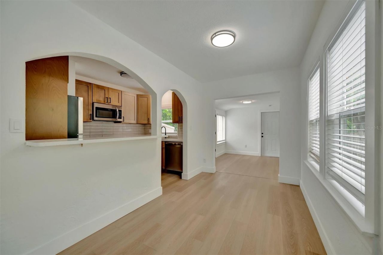 4327 3rd Avenue S, Saint Petersburg, FL 33711 Photo