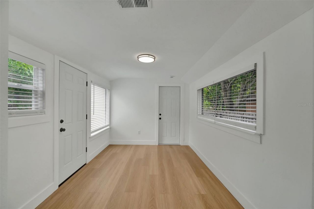 4327 3rd Avenue S, Saint Petersburg, FL 33711 Photo