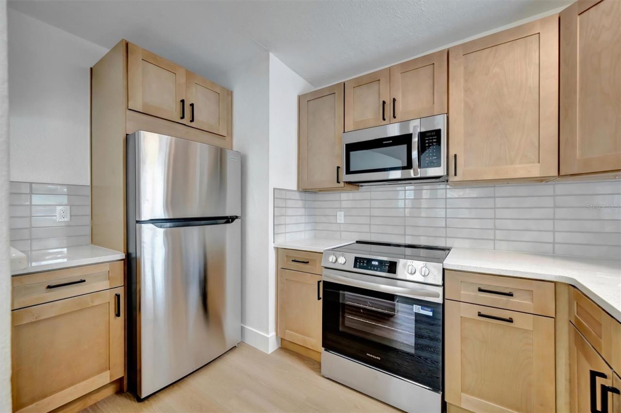 4327 3rd Avenue S, Saint Petersburg, FL 33711 Photo