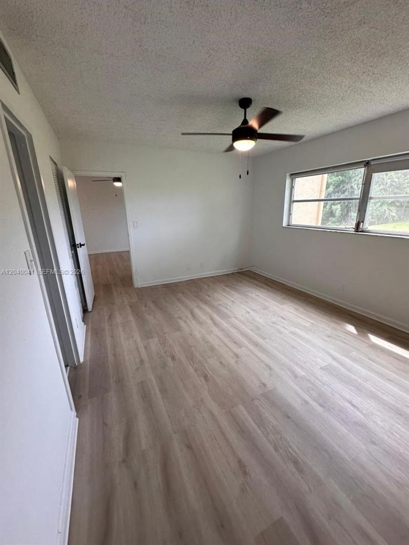 1035 Country Club Dr, Unit 102, Margate, FL 33063 Photo