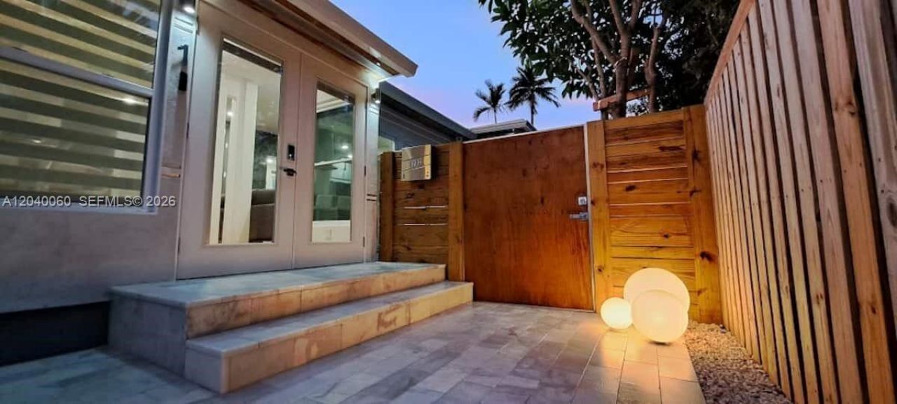 1232 NE 16th Ter, Fort Lauderdale, FL 33304 Photo