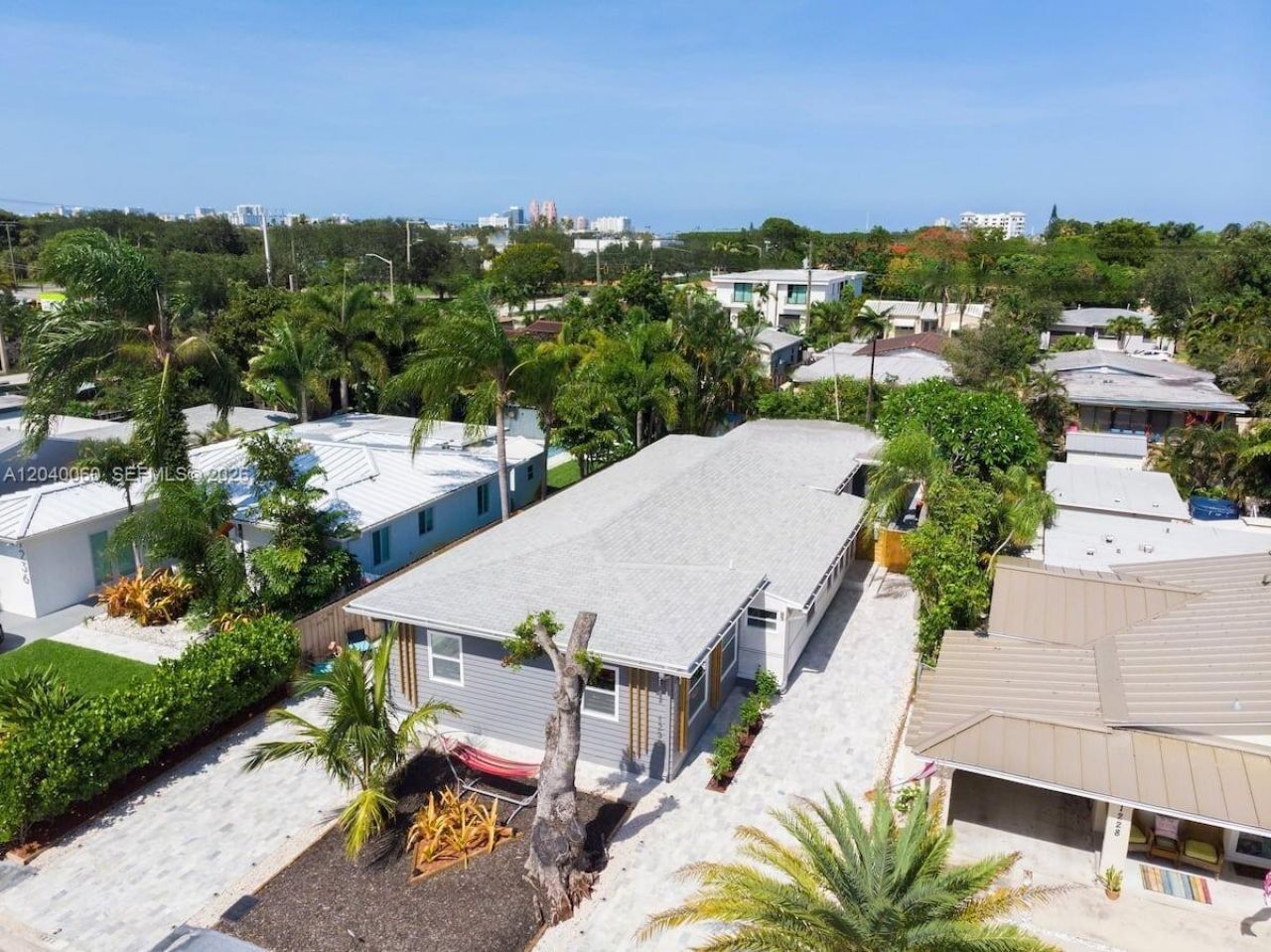 1232 NE 16th Ter, Fort Lauderdale, FL 33304 Photo