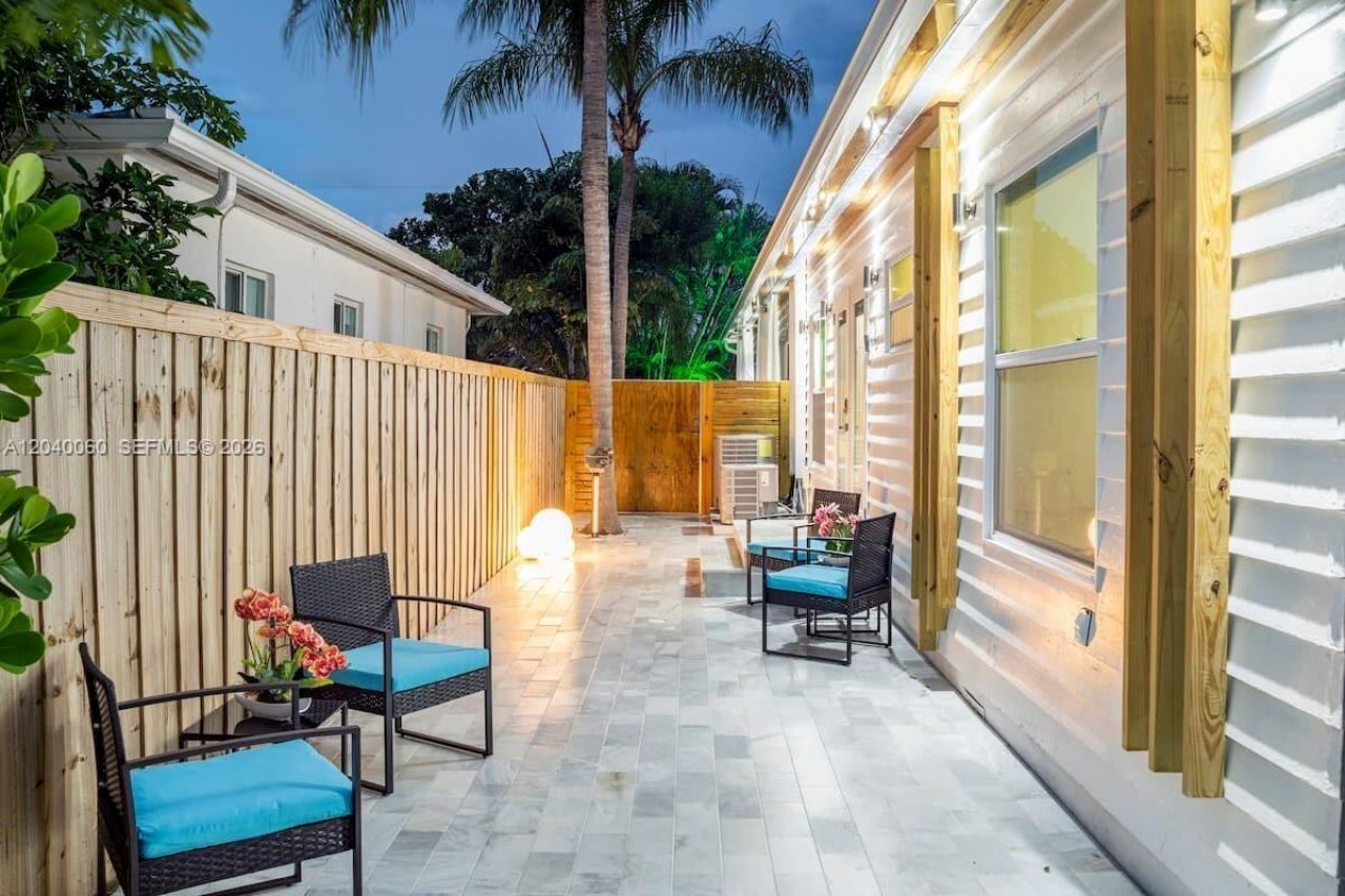 1232 NE 16th Ter, Fort Lauderdale, FL 33304 Photo