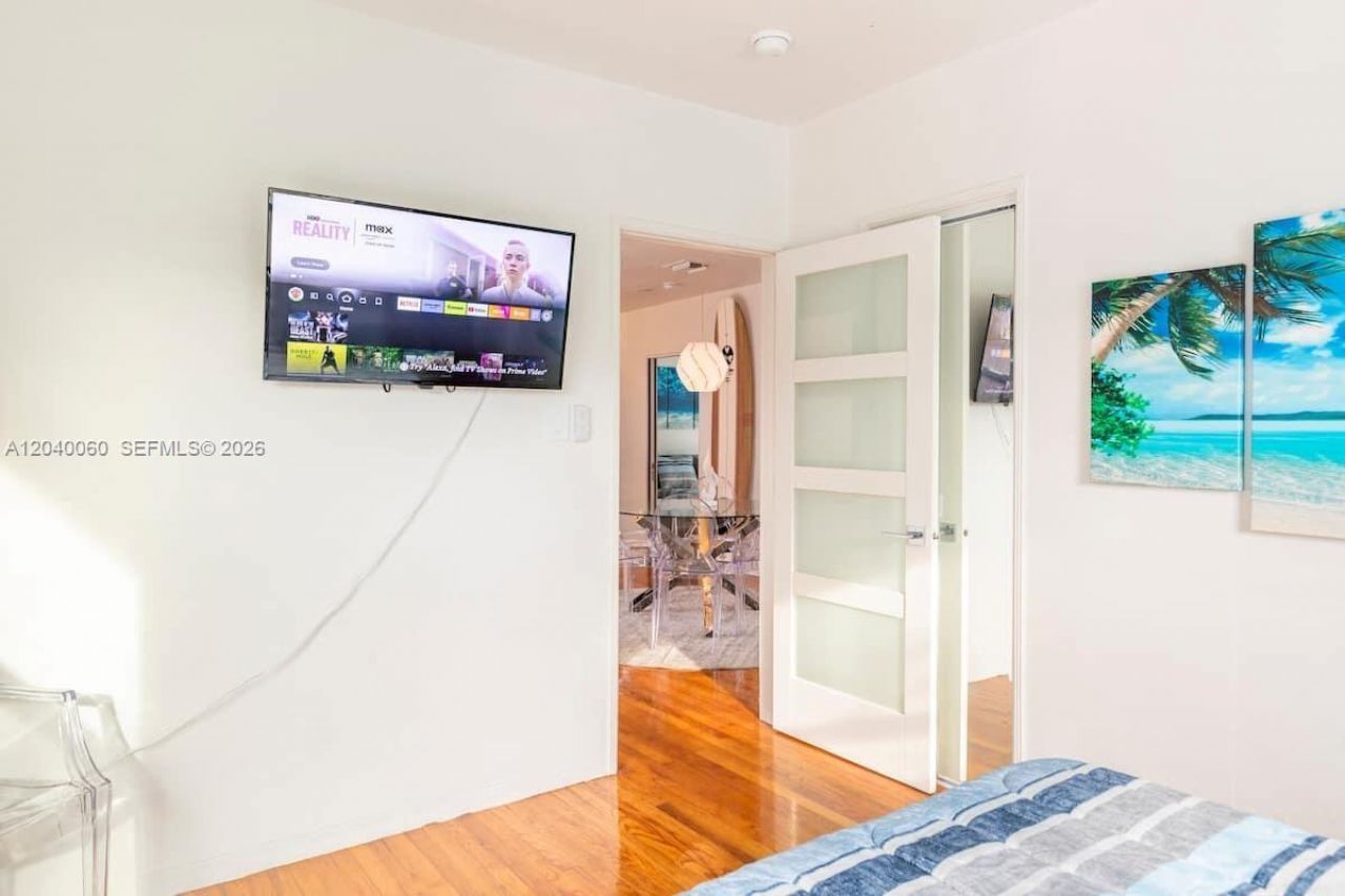 1232 NE 16th Ter, Fort Lauderdale, FL 33304 Photo
