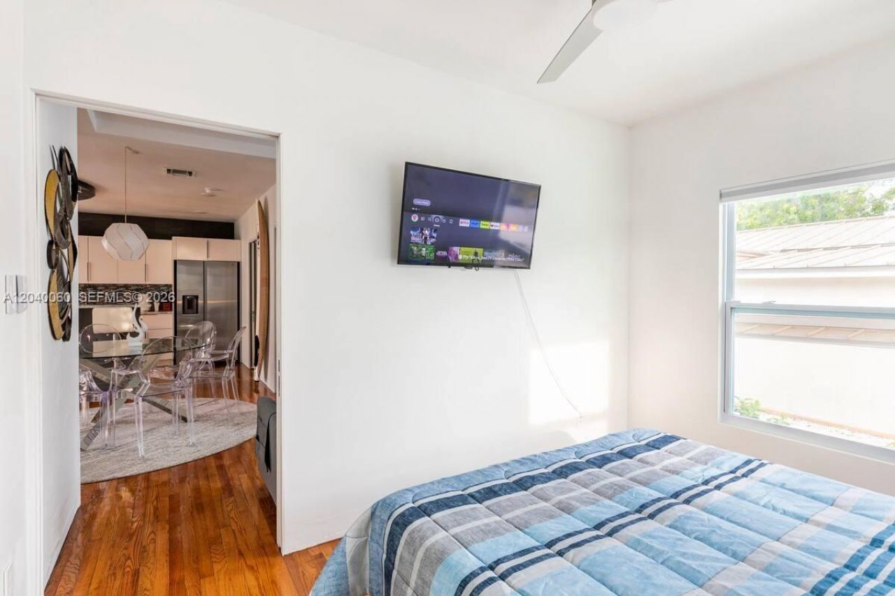 1232 NE 16th Ter, Fort Lauderdale, FL 33304 Photo