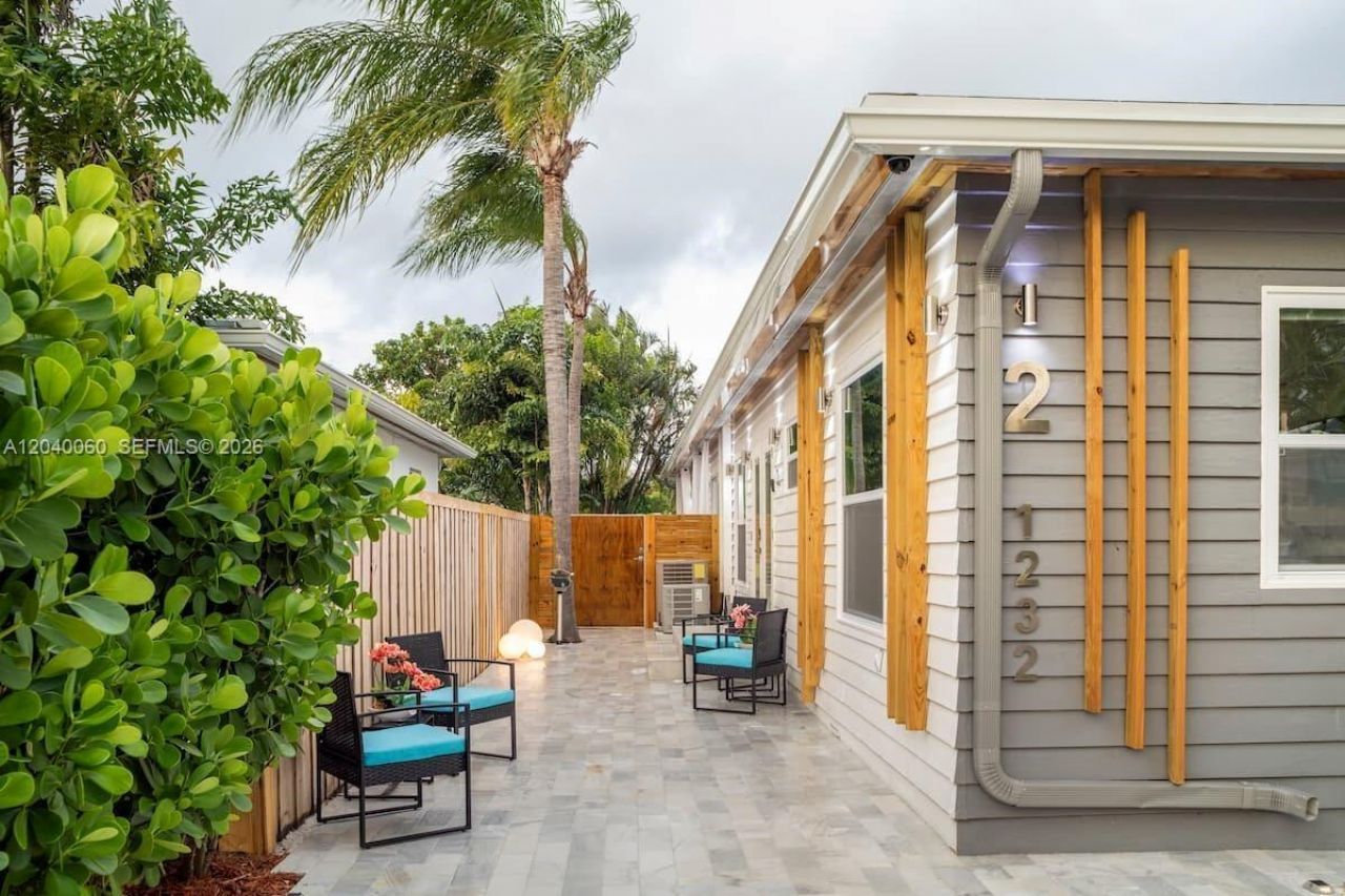 1232 NE 16th Ter, Fort Lauderdale, FL 33304 Photo