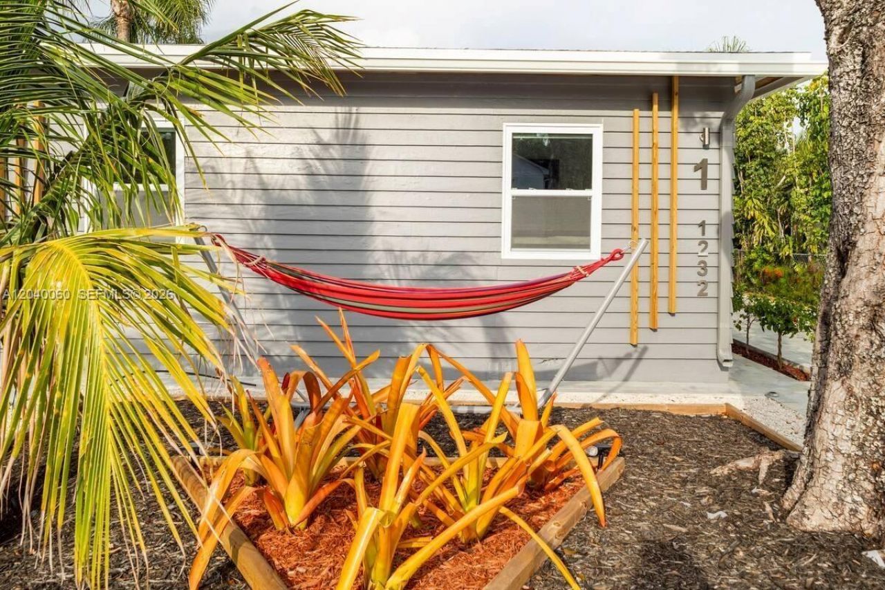 1232 NE 16th Ter, Fort Lauderdale, FL 33304 Photo