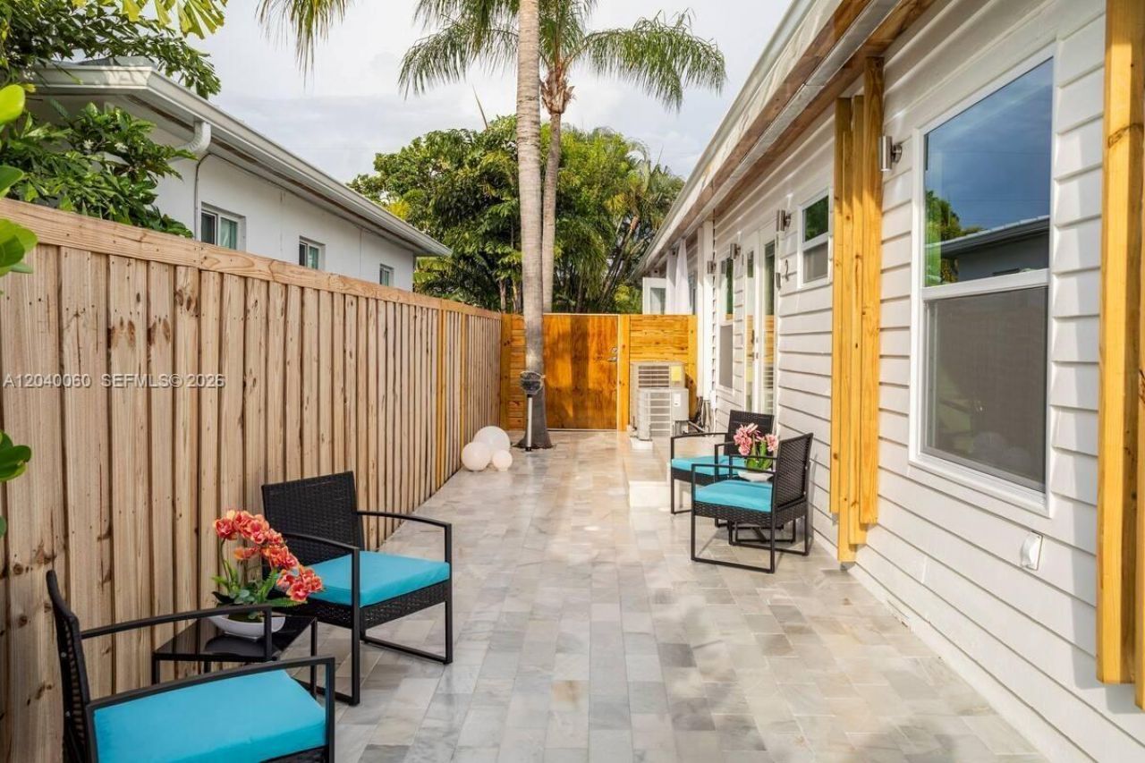 1232 NE 16th Ter, Fort Lauderdale, FL 33304 Photo