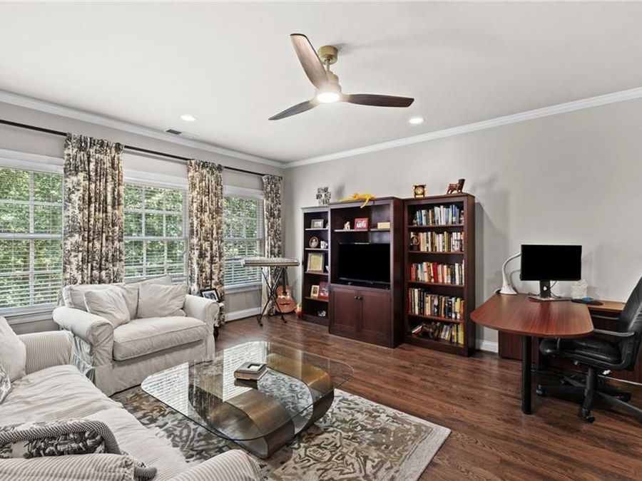 Property Image 36