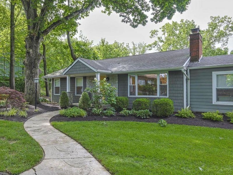 211 Hilltop Lane, Wyoming, OH 45215 Photo 41