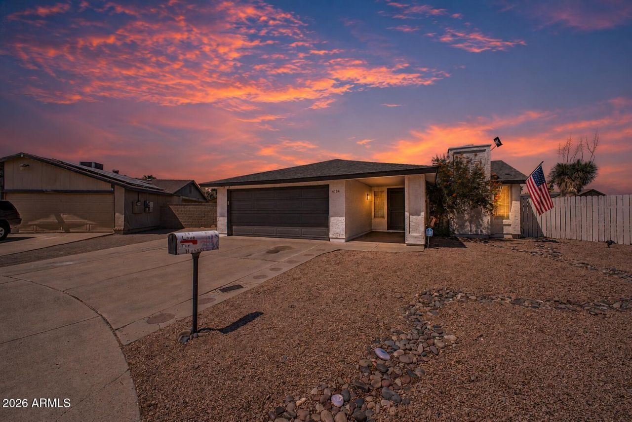 6134 W Zoe Ella Way, Glendale, AZ 85306 Main Photo
