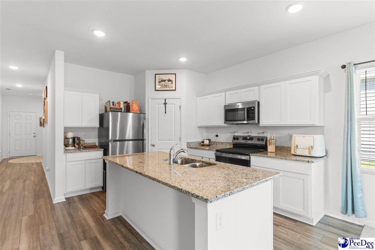 620 Muster Field Ct. Photo 9
