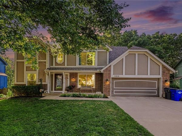 11613 S Penrose Street, Olathe, KS 66061