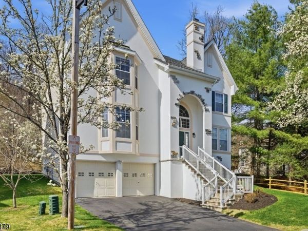 1 Skytop Rdg, Oakland, NJ 07436