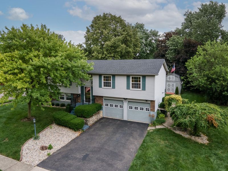 206 Brookwood Drive, Englewood, OH 45322 Photo 3