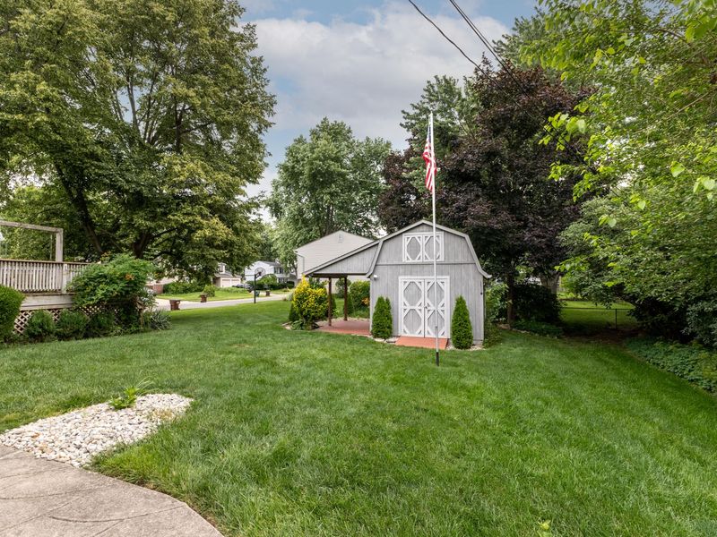 206 Brookwood Drive, Englewood, OH 45322 Photo 32