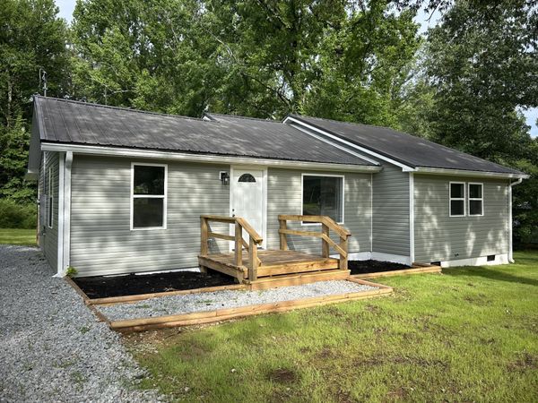 161 Post Oak Ave , Camden, TN 38320