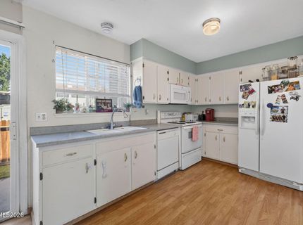 1354 El Dorado Drive, Unit APT B, Gardnerville, NV 89410 Photo