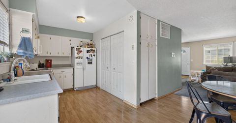1354 El Dorado Drive, Unit APT B, Gardnerville, NV 89410 Photo