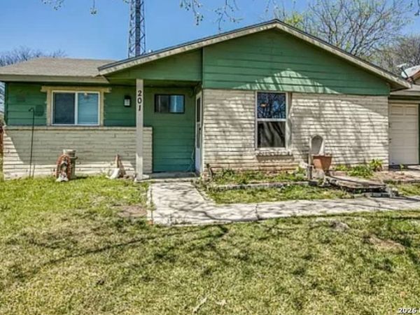 201 BRENDA DR, Converse, TX 78109