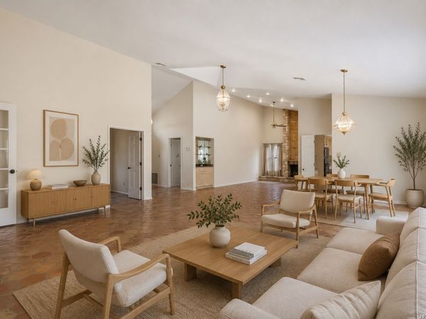 6310 Spindrift, Windcrest, TX 78239